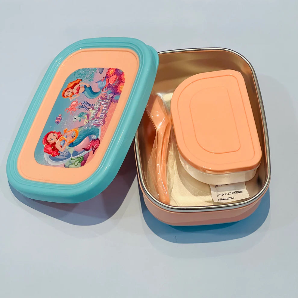Toddler’s Cute Lunchbox with Trendy Characters