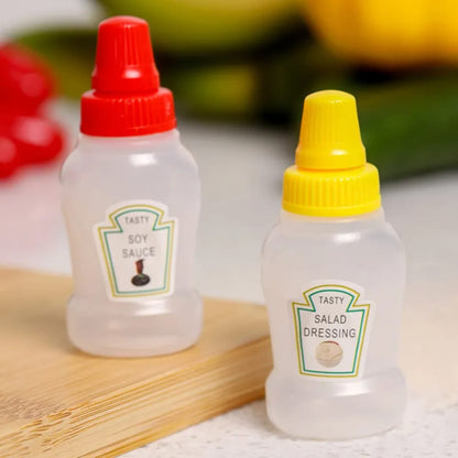 Refillable Salad Dressing Tomato Sauce Squeeze Containers Bottle Lunch box Plastic Portable Squeezable Squirt Condiments Jars (Multicolor) (Mini) 25 ML